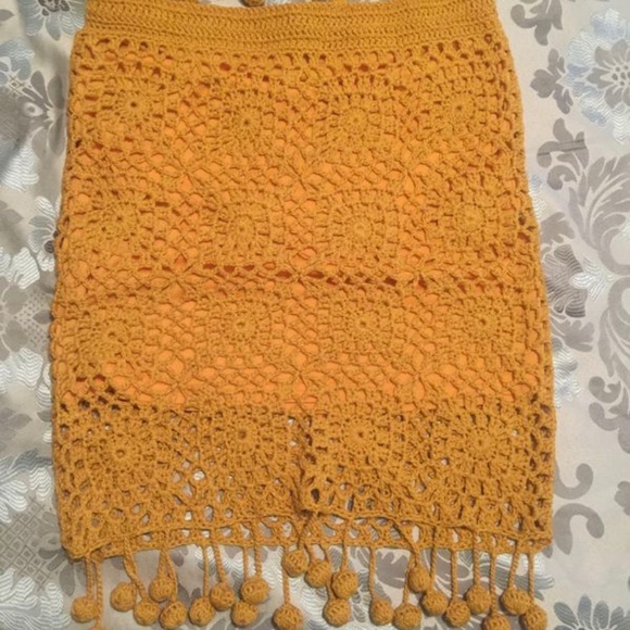 Festive outfit - Picture 2 of 4